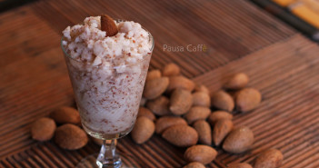 Granita di mandorle tostate