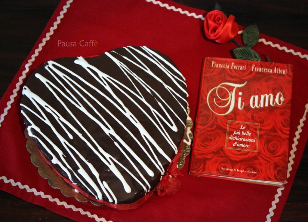 Torta cuore al cioccolato di San Valentino