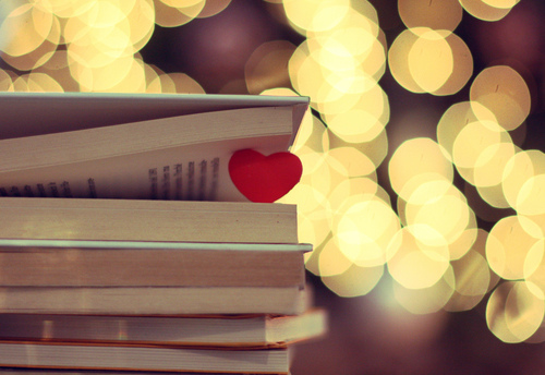 books-heart-nice-Favim.com-408363